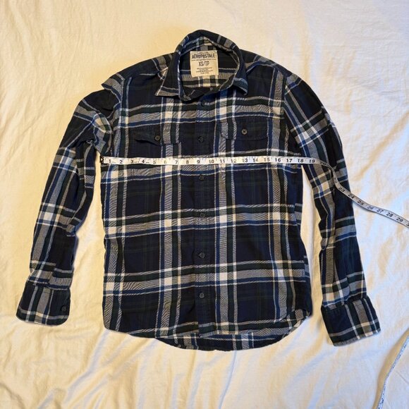 Aeropostale Women's Plaid Grunge Navy, Green, and White Button Down XS - Picture 5 of 6